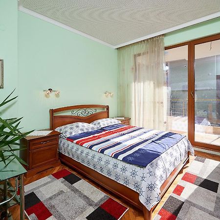 Apartment Dora Pomorie Exteriör bild