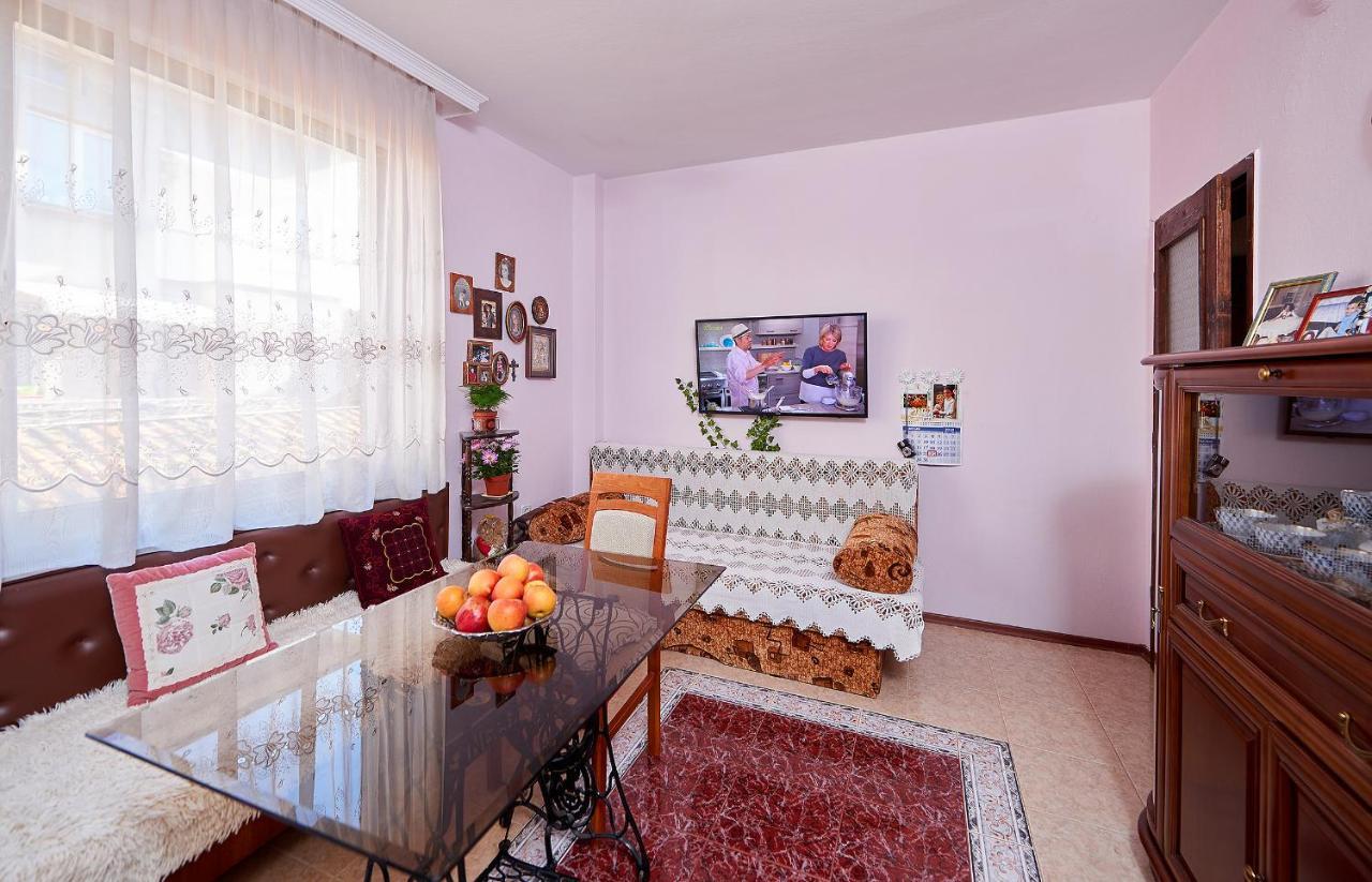 Apartment Dora Pomorie Exteriör bild